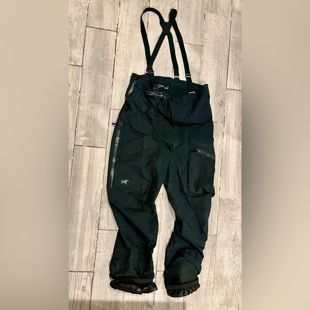 ARCTERYX SABRE SHELL MENS BIBS

Arc’teryx sabre shell bibs